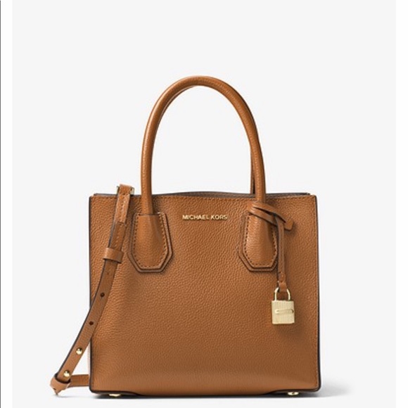 Michael Kors Mercer Tote AND Wallet - Picture 8 of 8